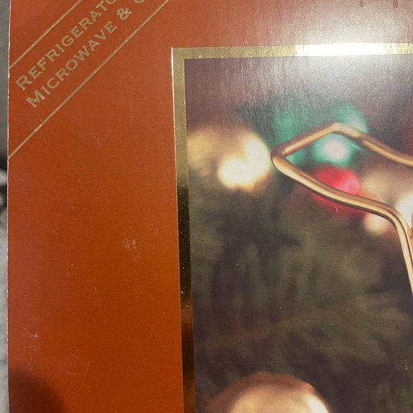 LENOX Holiday Covered Warmer with Rack - Picture 3 of 9